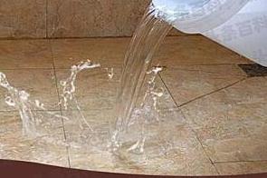 嵩县漏水维修 免砸砖防水材料该如何施工